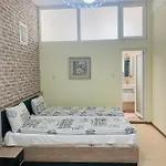 Agora 4*