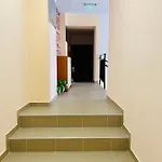 Agora Pensión 4*